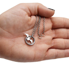 BDSM Locking Day Collar Jewelry Necklace of Lock and O ring in solid 316L Stainless Steel on model hand